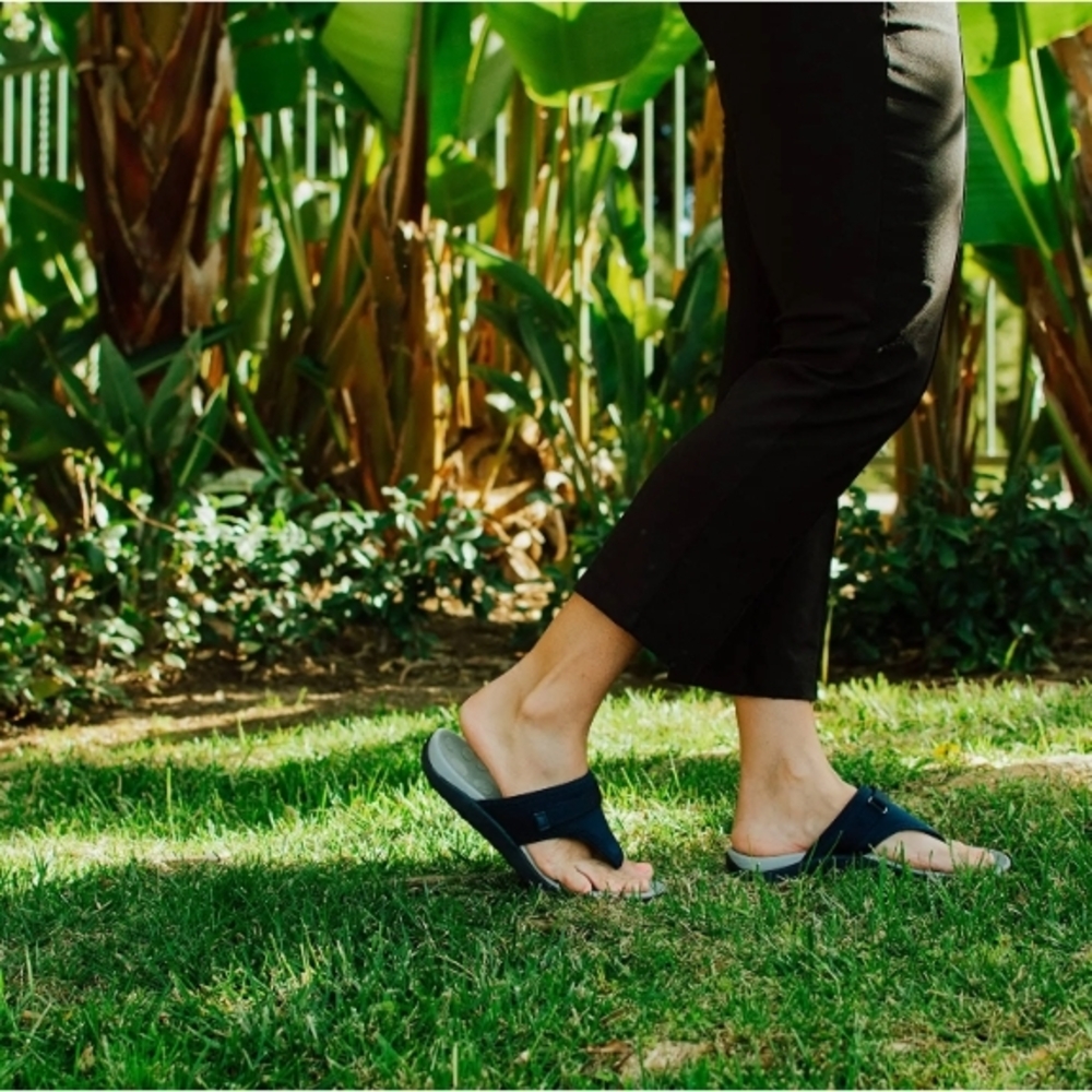 Medical Soles Flip Flop Neoprene Orthotic Adjustable Thong Sandal Black Sz. 7 11